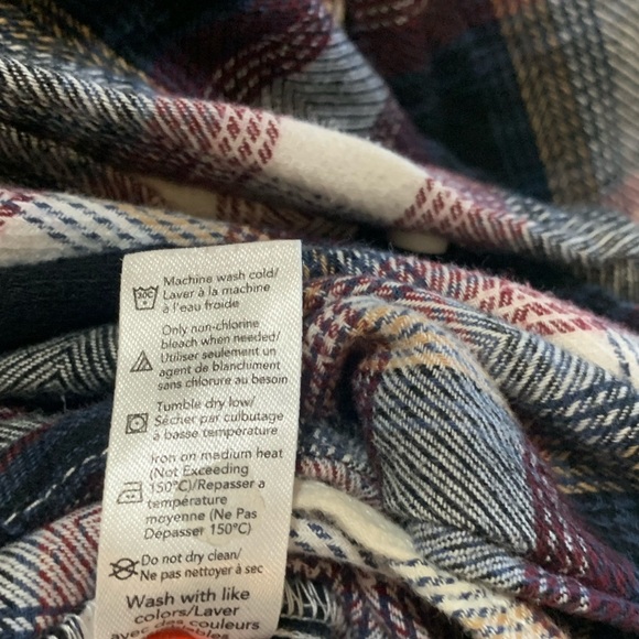 Plaid Cotton Light Flannel Button Down Shirt - Picture 5 of 7